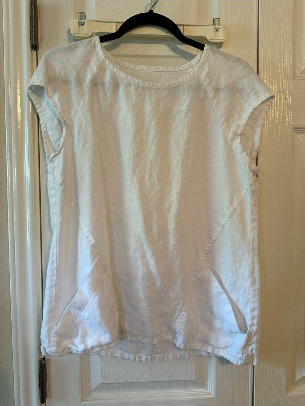 Linda Kay White Short-Sleeve Linen Top